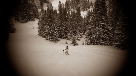Empty pistes